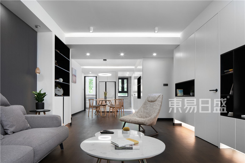 上海东易日盛虹桥总部设计中心为您量身定制温馨家