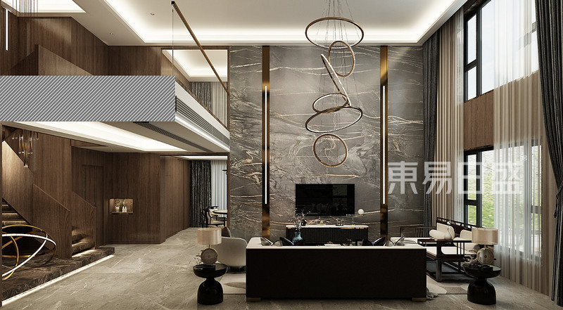 （客厅）极具设计感的暖金色不规则椭圆吊灯更为客厅注入了设计感，充盈了宽阔的空间避免了视觉效果上的空洞。整体布局通透大气，简洁奢华。.jpg
