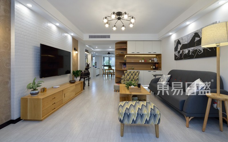 浦江颐城晶寓 149㎡ 三房两厅 现代简约风格户型解析